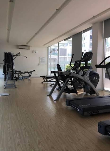 Luxury Condominium Sukhumvit 77 กรุงเทพมหานคร ภายนอก รูปภาพ