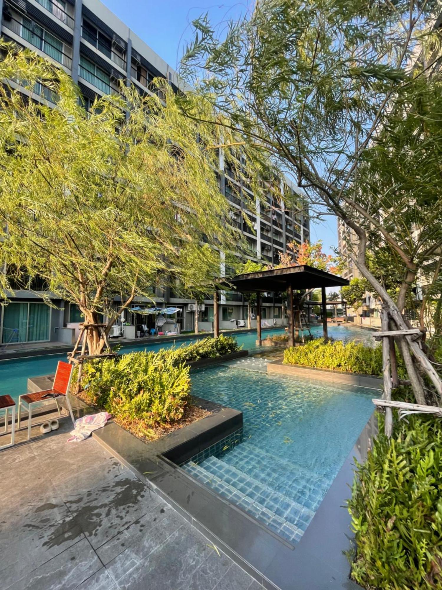 Luxury Condominium Sukhumvit 77 กรุงเทพมหานคร ภายนอก รูปภาพ